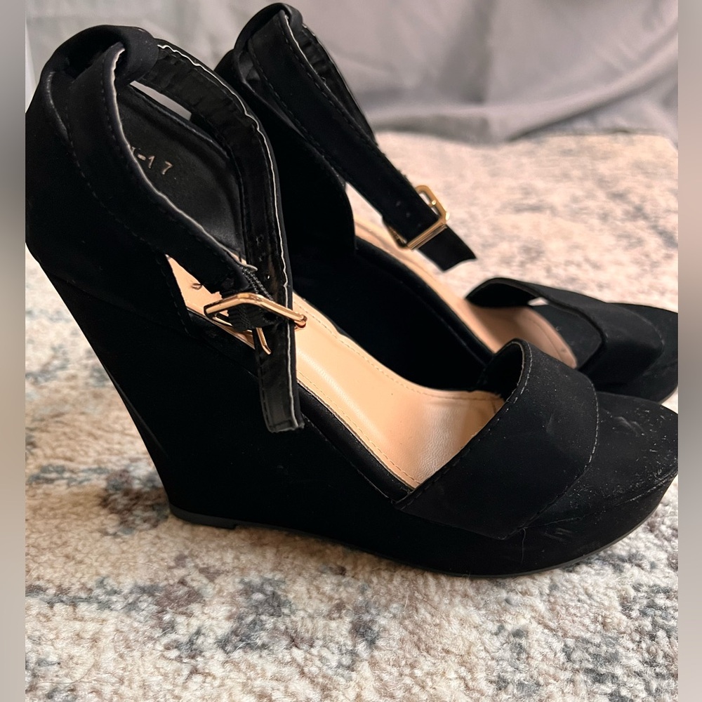Black Madden Girl Suede Wedges